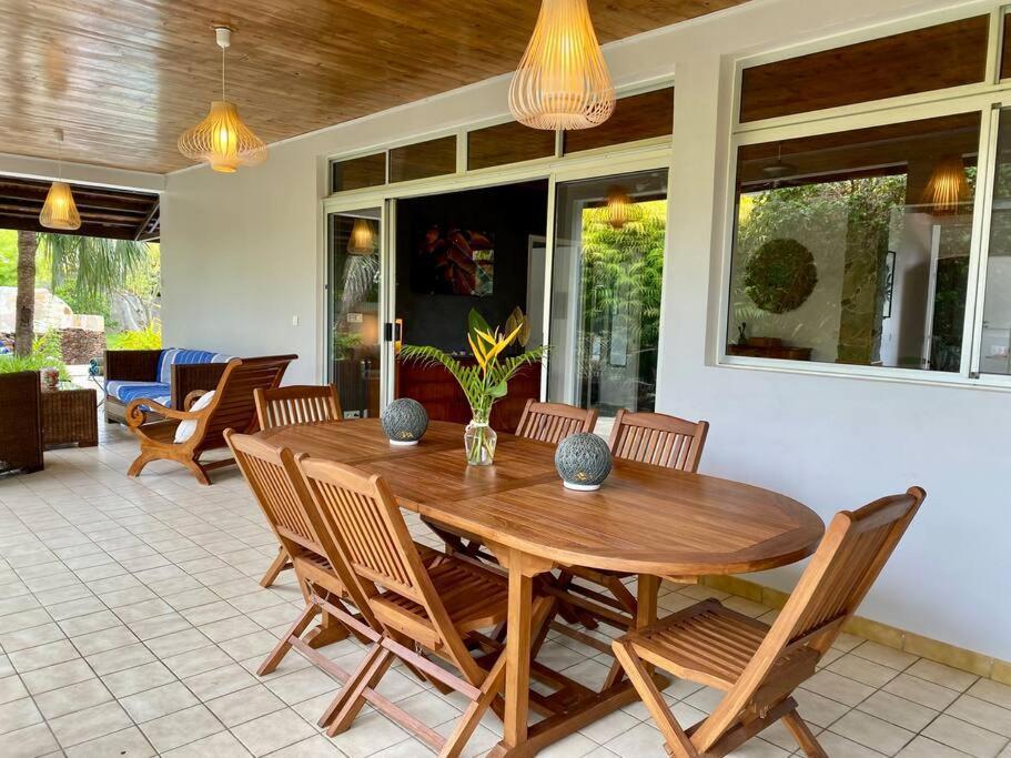 Villa Hoama Lodge Moorea Teavaro Eksteriør billede