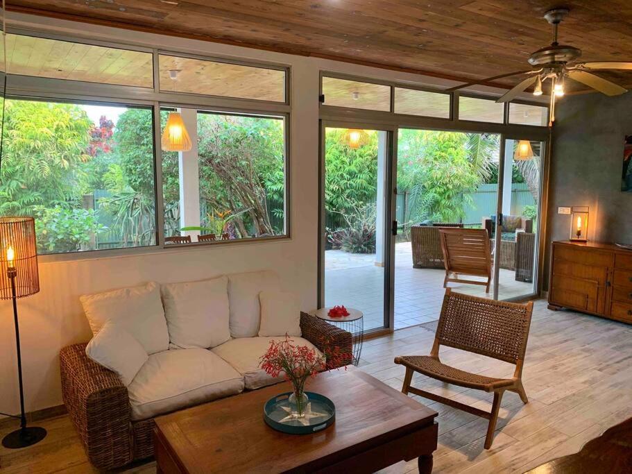 Villa Hoama Lodge Moorea Teavaro Eksteriør billede